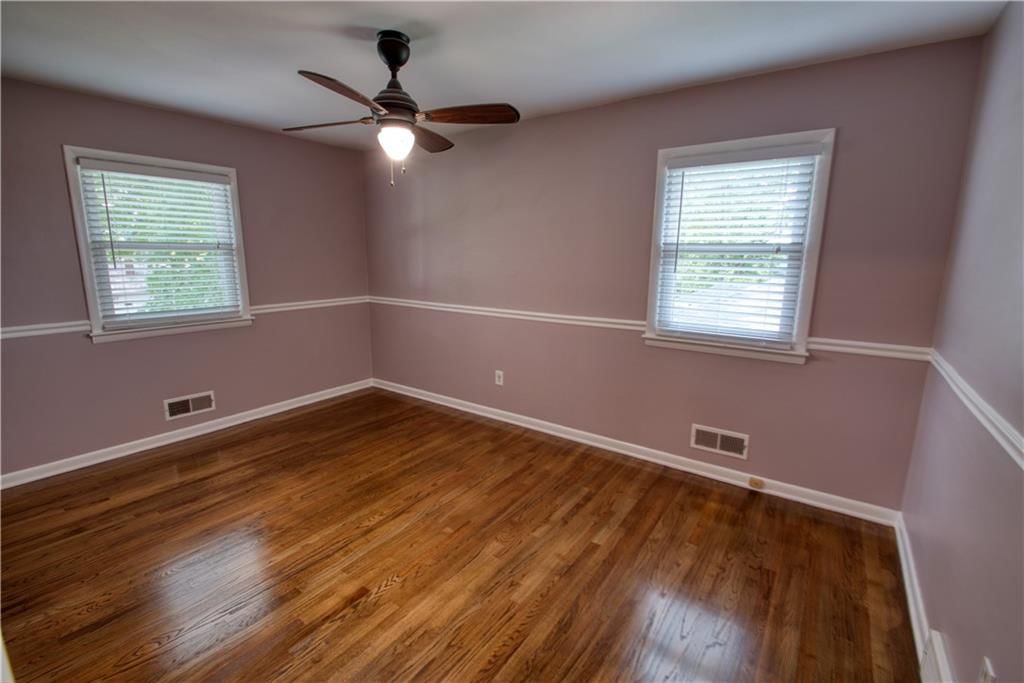 9104 W 69th Street — photo 14