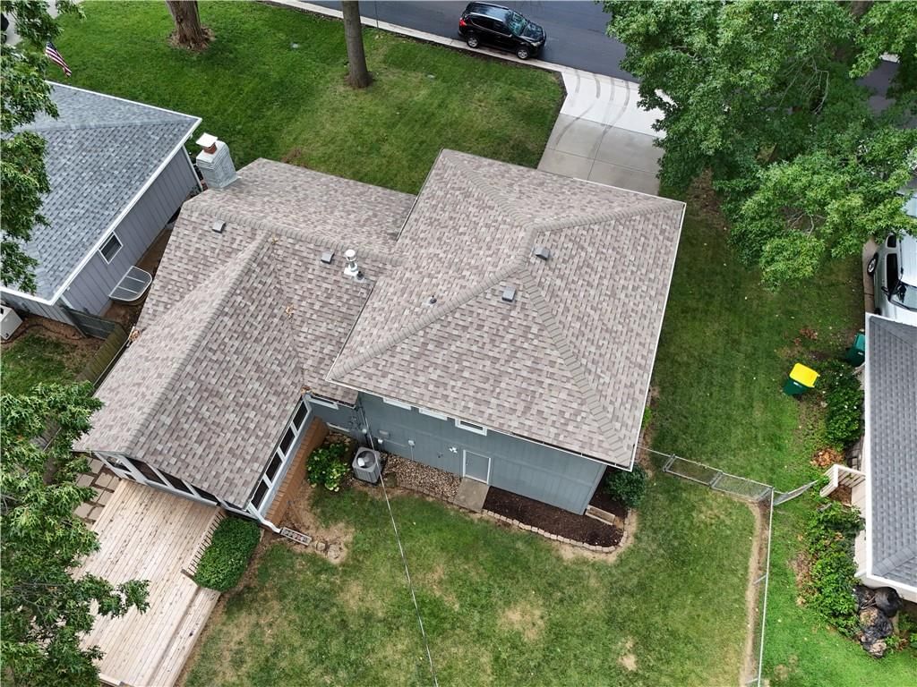 9104 W 69th Street — photo 30