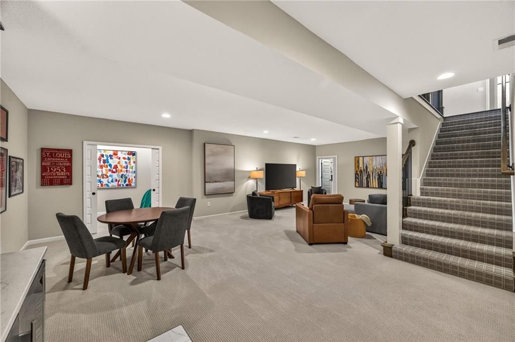 7211 Westgate Street — photo 32