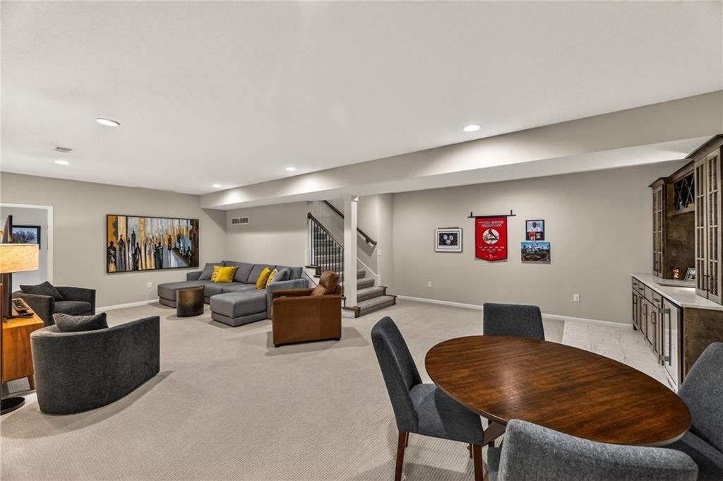 7211 Westgate Street — photo 36