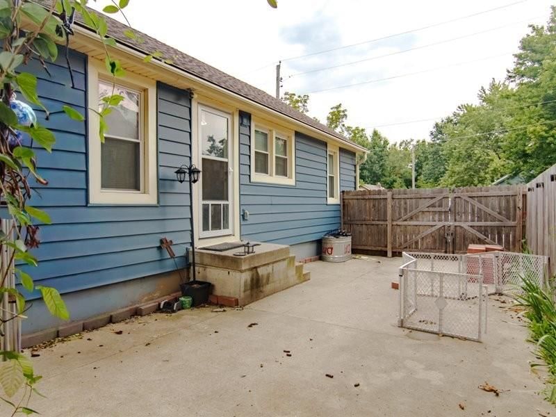 103 E Myrtle Street E — photo 4