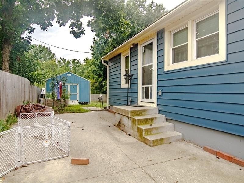 103 E Myrtle Street E — photo 5