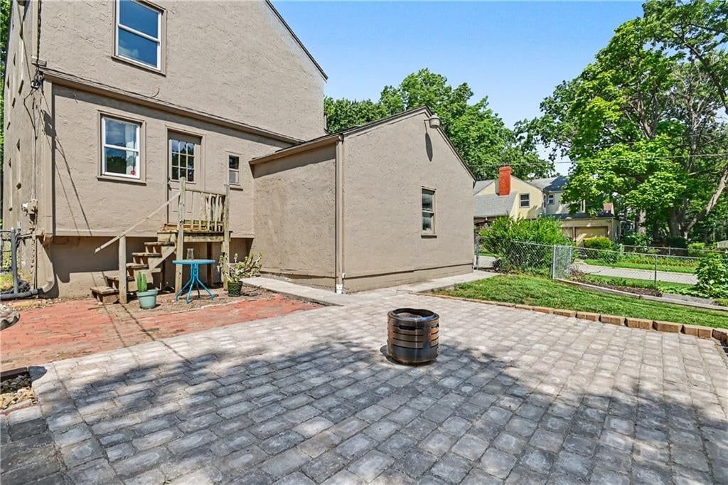 7403 Campbell Street — photo 37