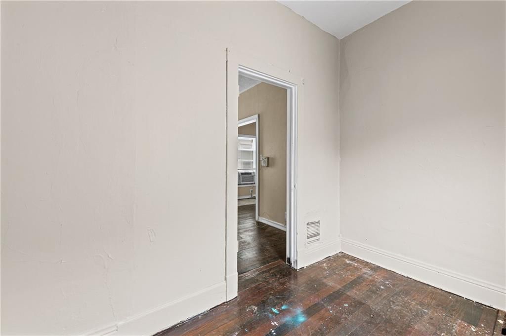 2930 Wabash Avenue — photo 21