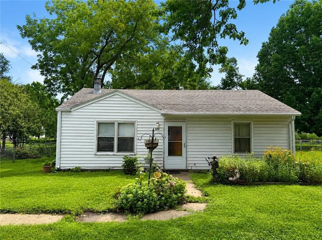 908 S Troost Street — photo 1