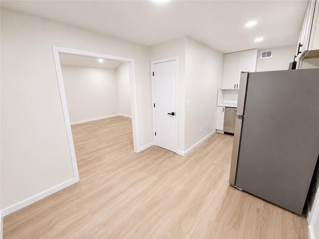 680 N PINE Street — photo 6