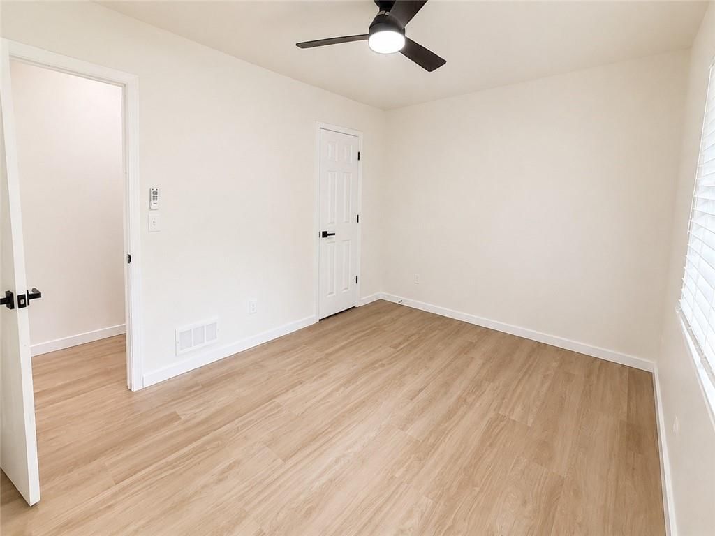 680 N PINE Street — photo 12