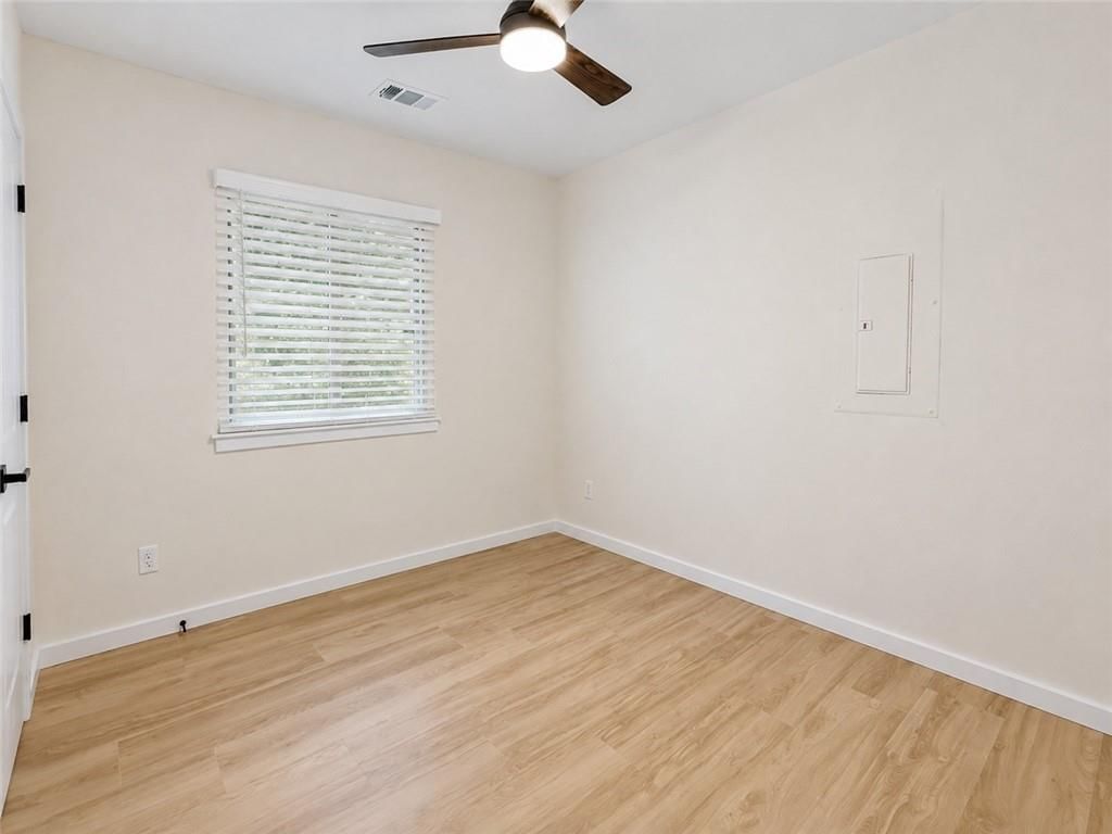 680 N PINE Street — photo 13