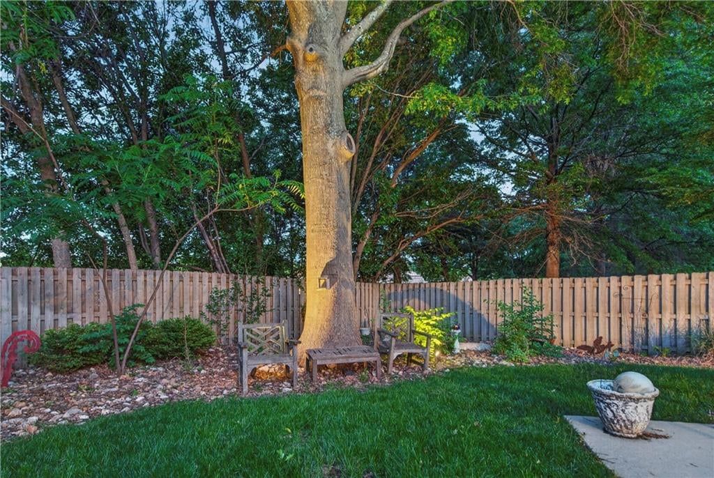10703 W 124 Street — photo 15