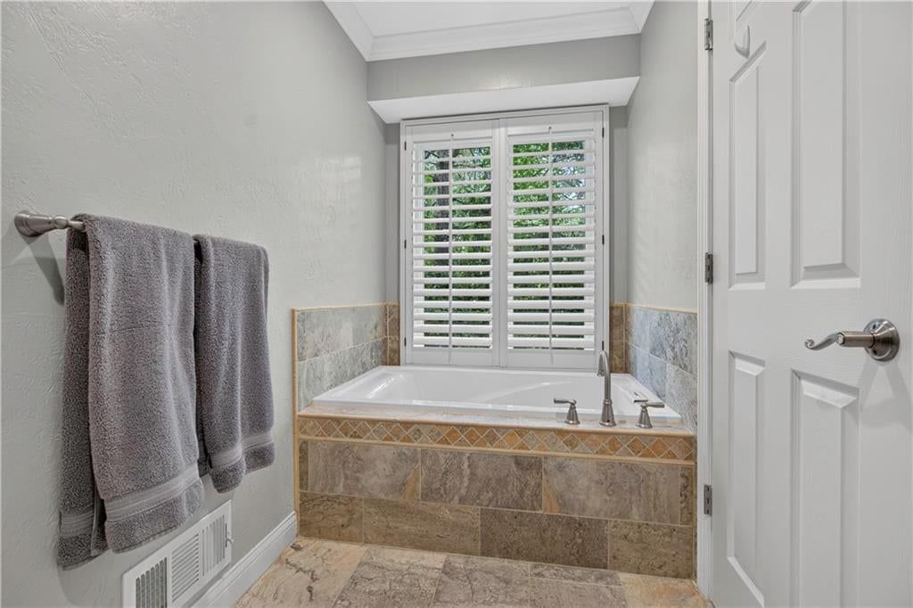 10703 W 124 Street — photo 28