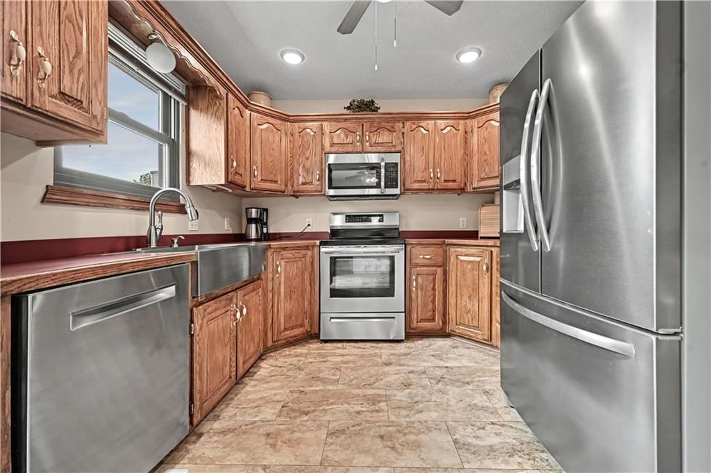 31455 Lyman Lane — photo 8