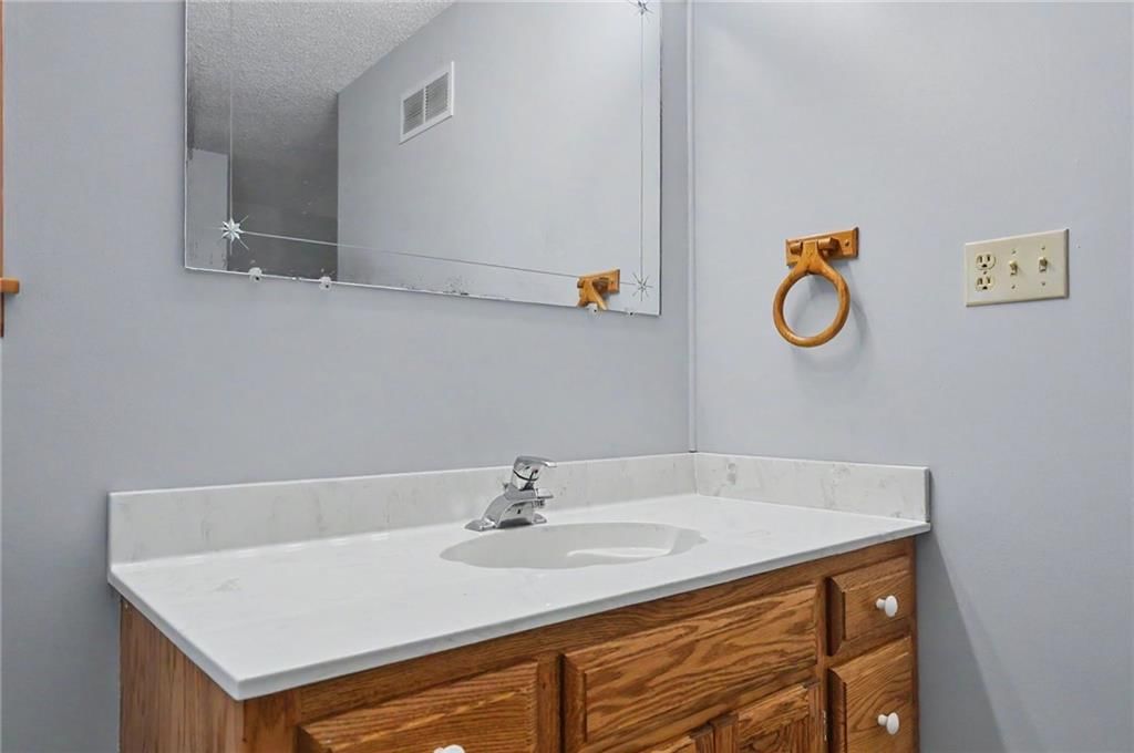 815 Kouns Lane — photo 43
