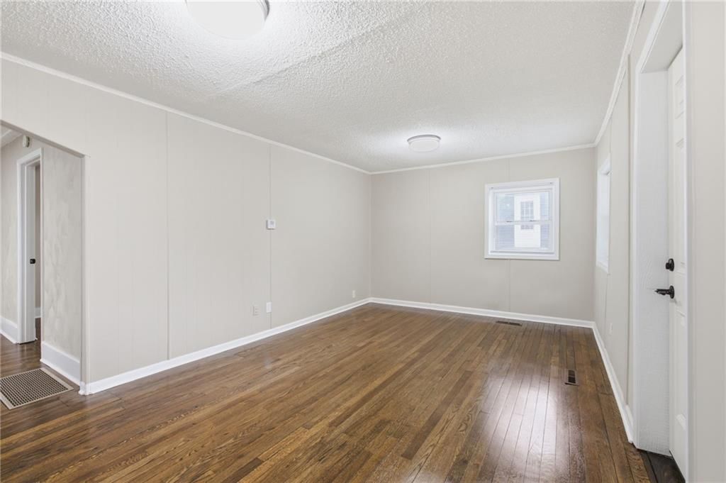 4734 Mission Road — photo 4