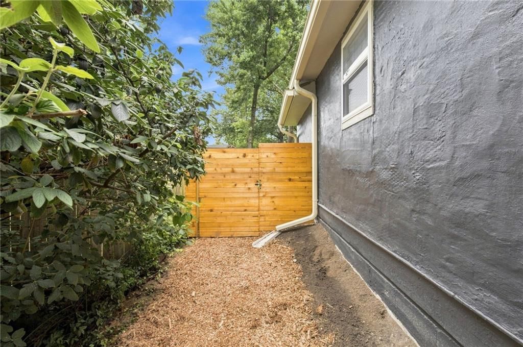 4734 Mission Road — photo 23