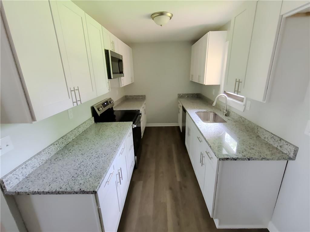 809 S Taylor Street — photo 8