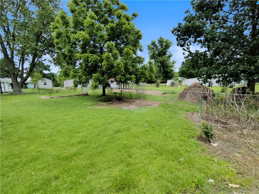 809 S Taylor Street — photo 19