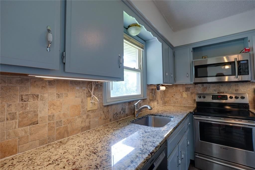 7312 NW 77th Terrace — photo 5