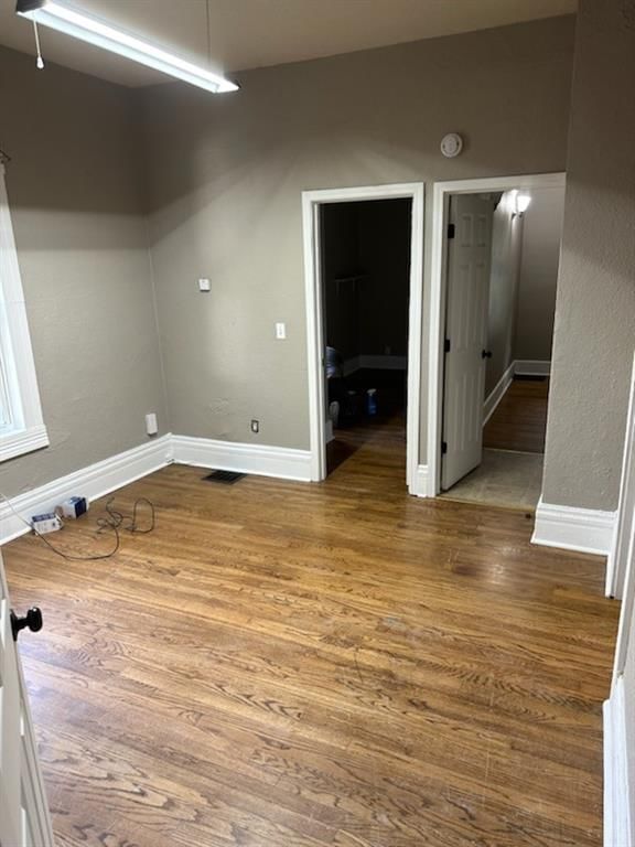 1708 metropolitian Avenue — photo 2