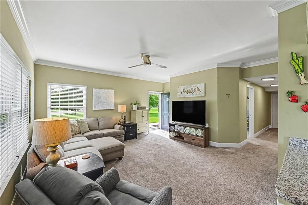 11607 Tomahawk Creek Parkway — photo 7