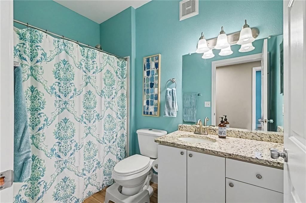 11607 Tomahawk Creek Parkway — photo 15