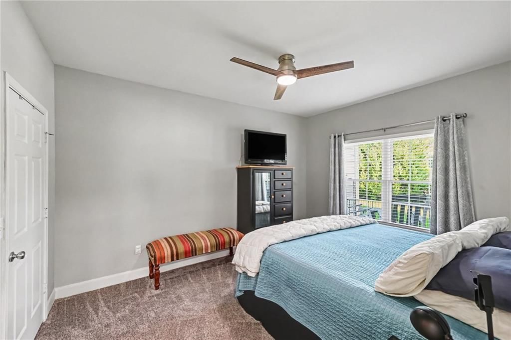 11607 Tomahawk Creek Parkway — photo 16