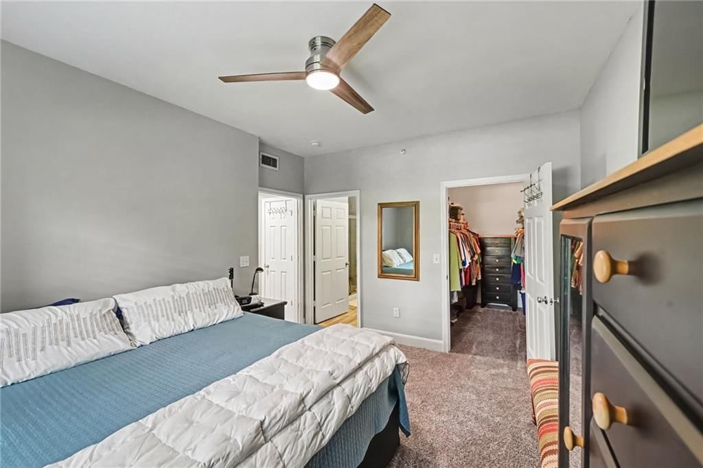 11607 Tomahawk Creek Parkway — photo 17