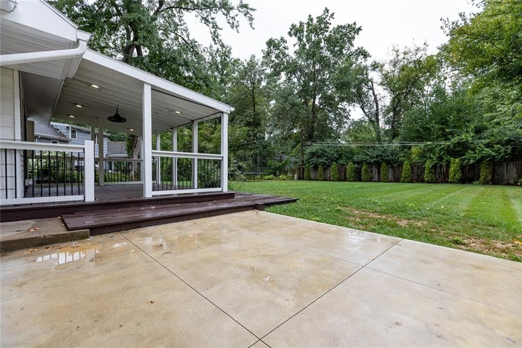Photo 39 of 50, 9738 Howe Drive, Overland Park, KS 66206