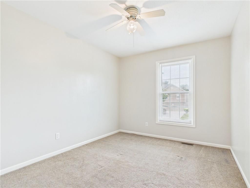 16407 Harris Avenue — photo 14