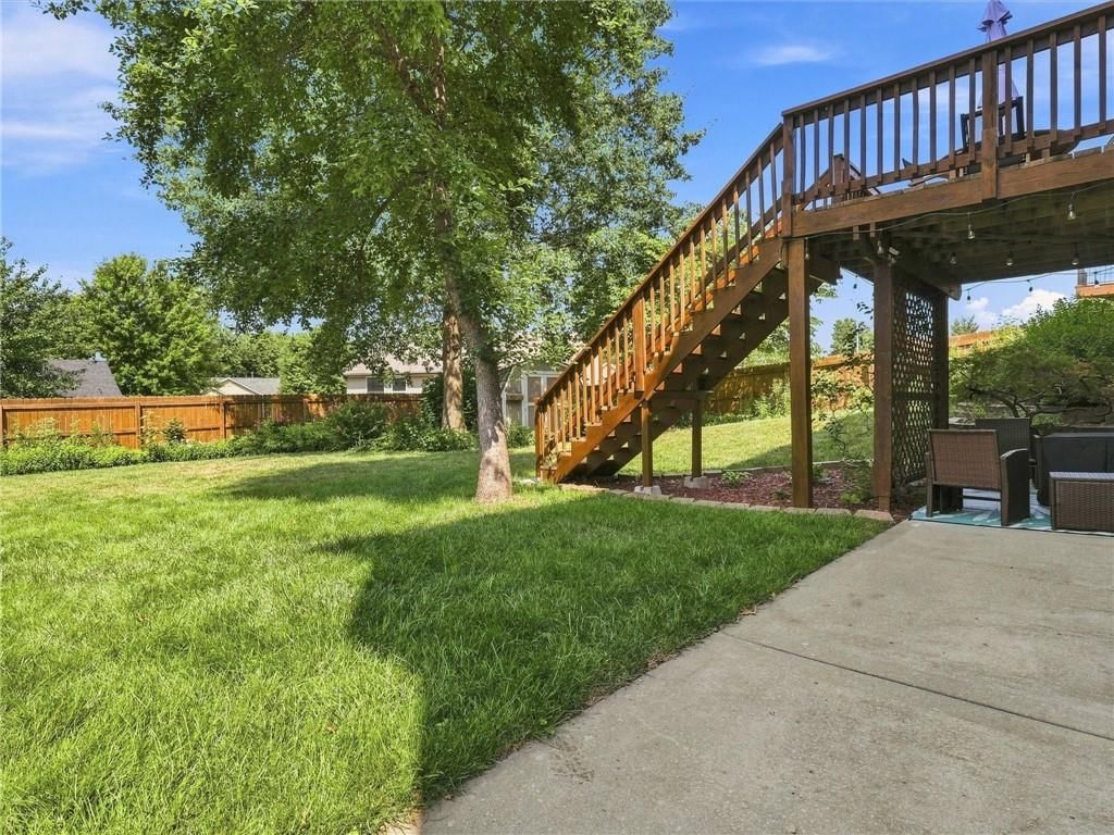 7332 N Eastern Avenue — photo 32