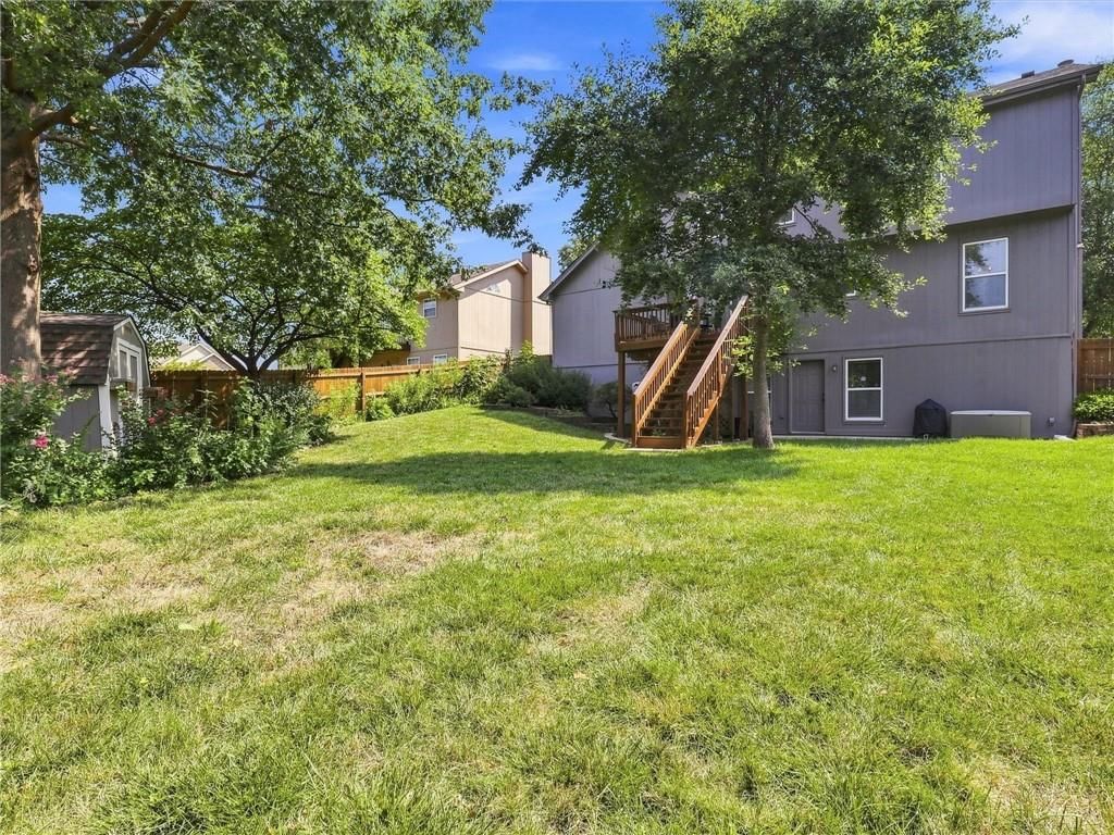 7332 N Eastern Avenue — photo 33