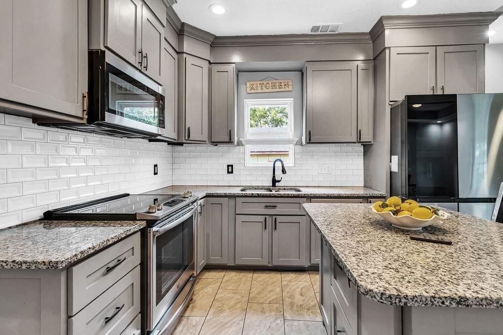 2236 S Ferree Street — photo 15