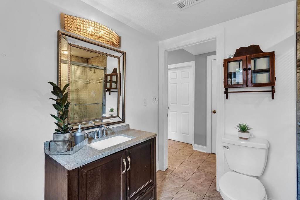 2236 S Ferree Street — photo 19