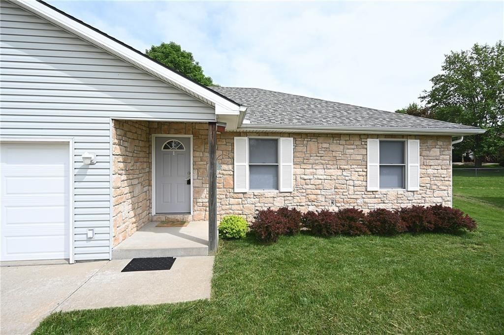14 Sandi Circle — photo 2