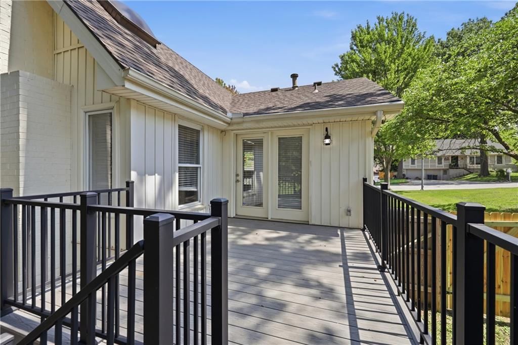 7832 N GARFIELD Avenue — photo 22