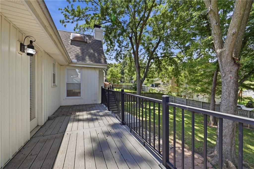 7832 N GARFIELD Avenue — photo 24