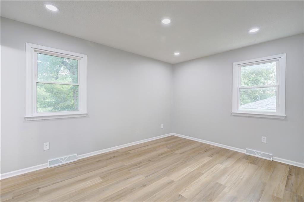 11015 Crooked Road — photo 18