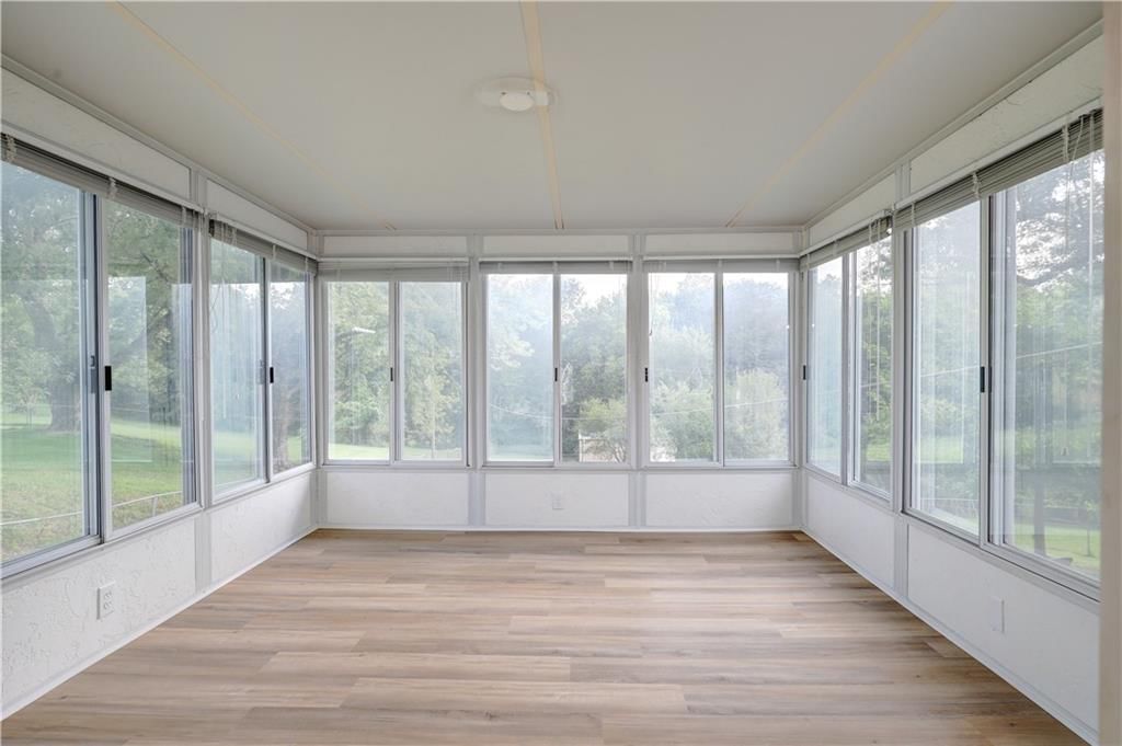 11015 Crooked Road — photo 31