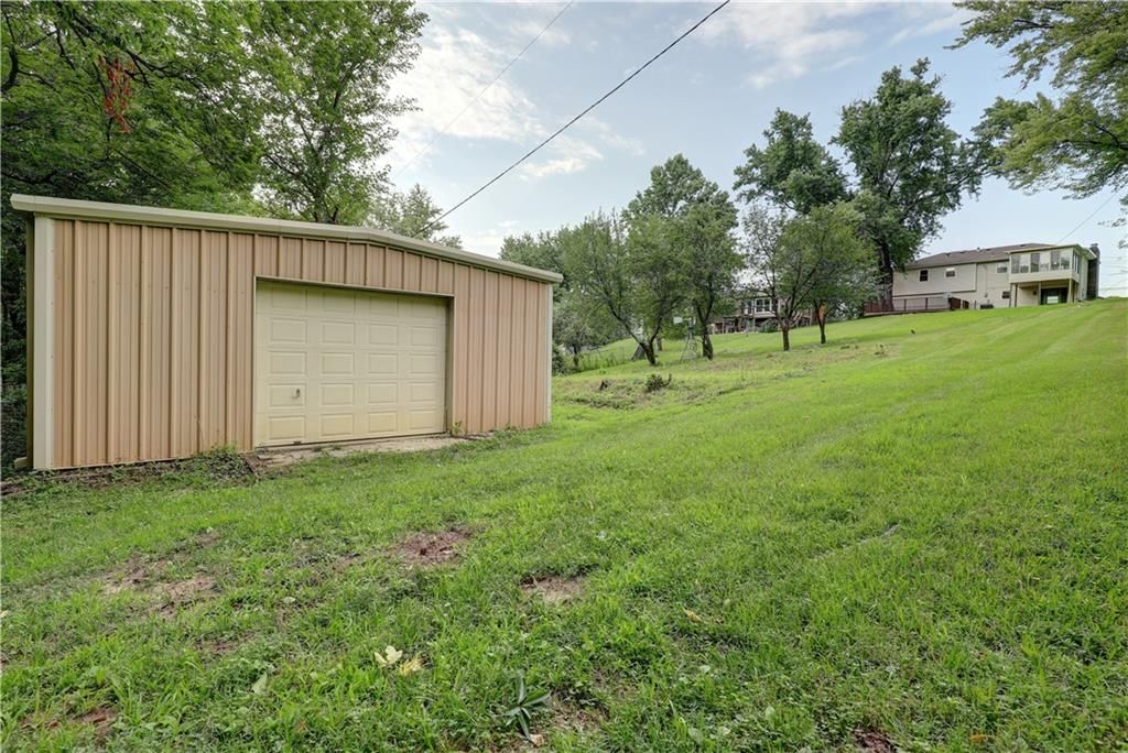 11015 Crooked Road — photo 37
