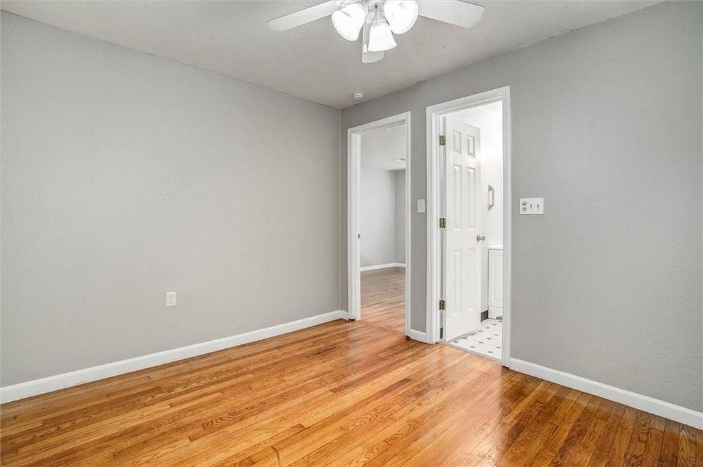 8249 Ward Parkway — photo 24