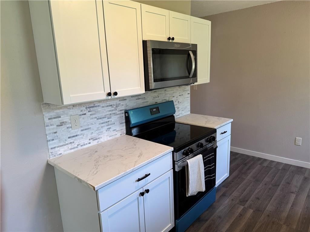 818 S High Street — photo 9