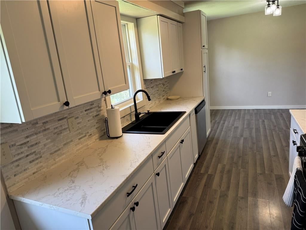 818 S High Street — photo 10