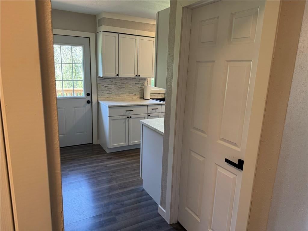818 S High Street — photo 11