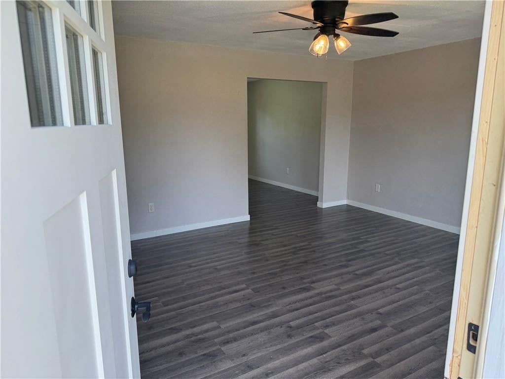 818 S High Street — photo 16