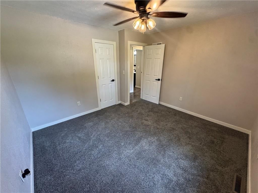 818 S High Street — photo 17