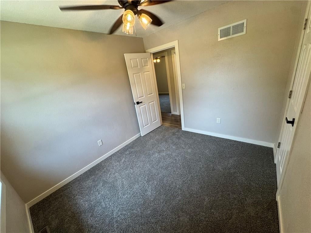 818 S High Street — photo 19