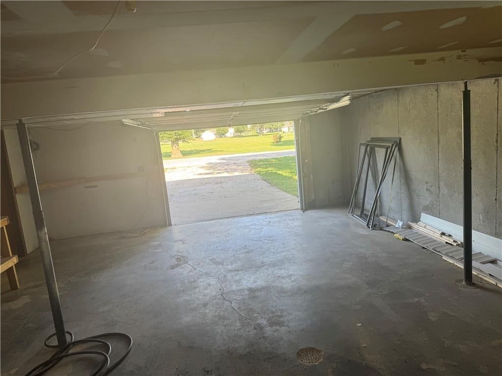 818 S High Street — photo 21