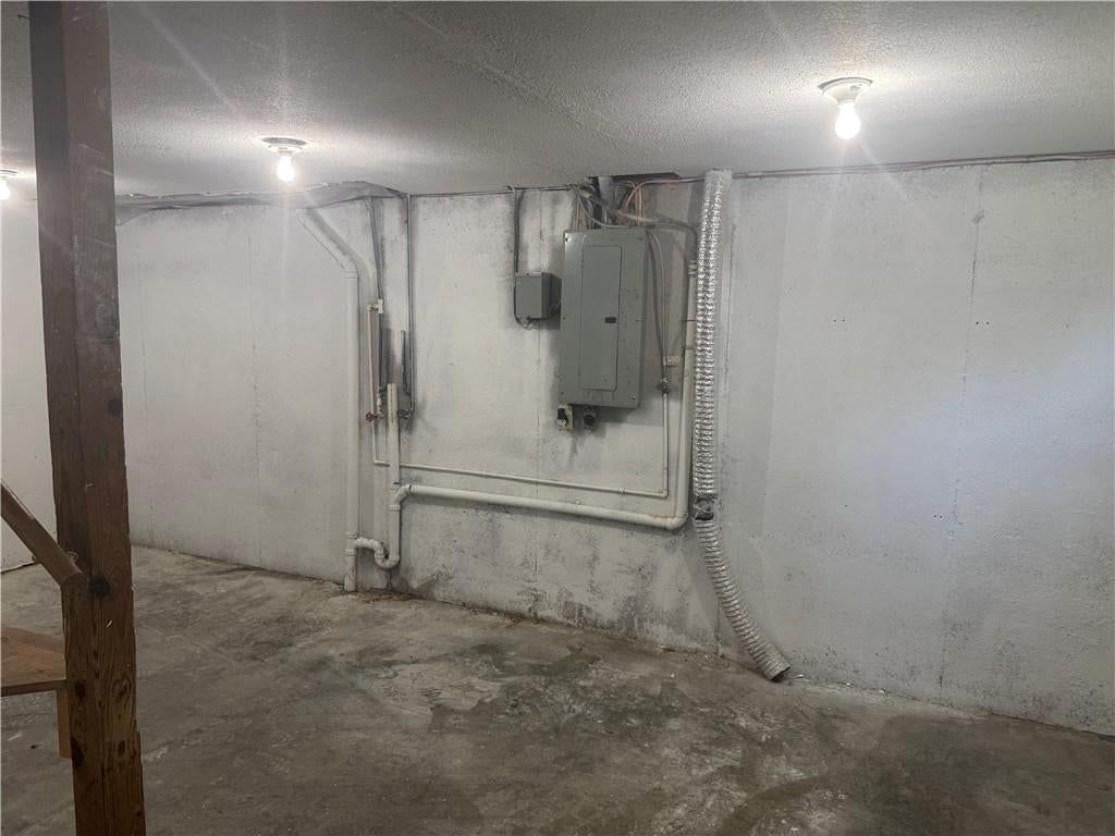 818 S High Street — photo 24