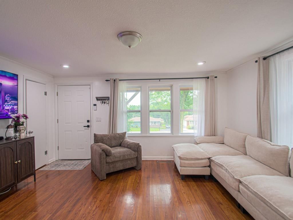 20118 E TRUMAN Road — photo 13