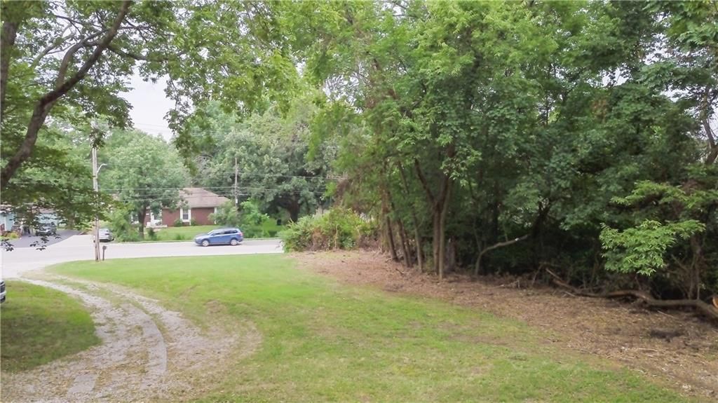 20118 E TRUMAN Road — photo 22