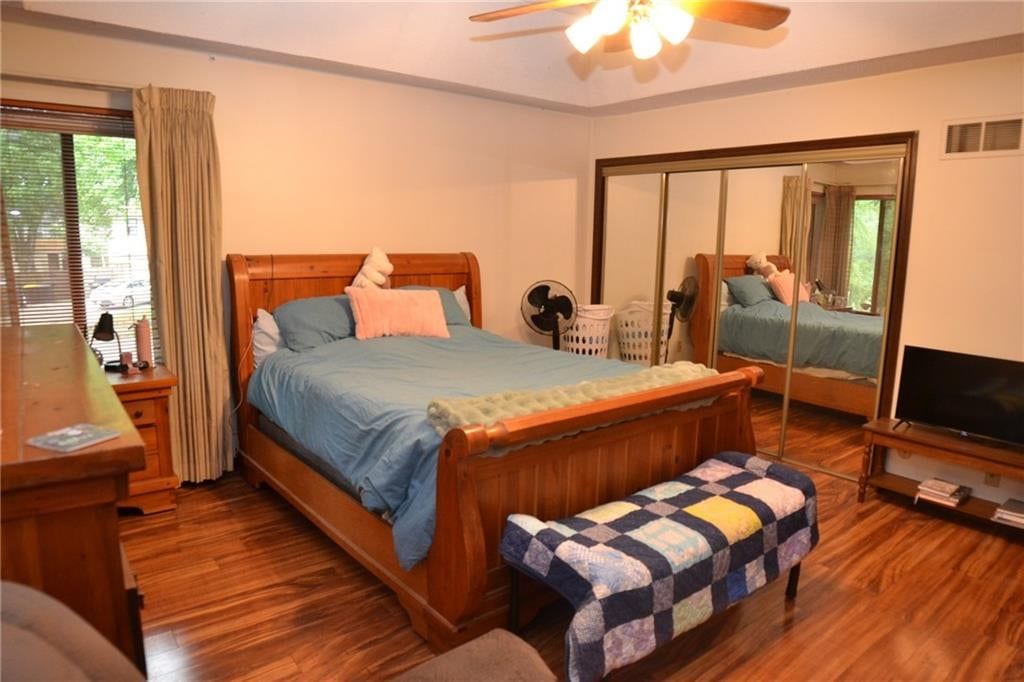 8001 N Lydia Avenue — photo 15